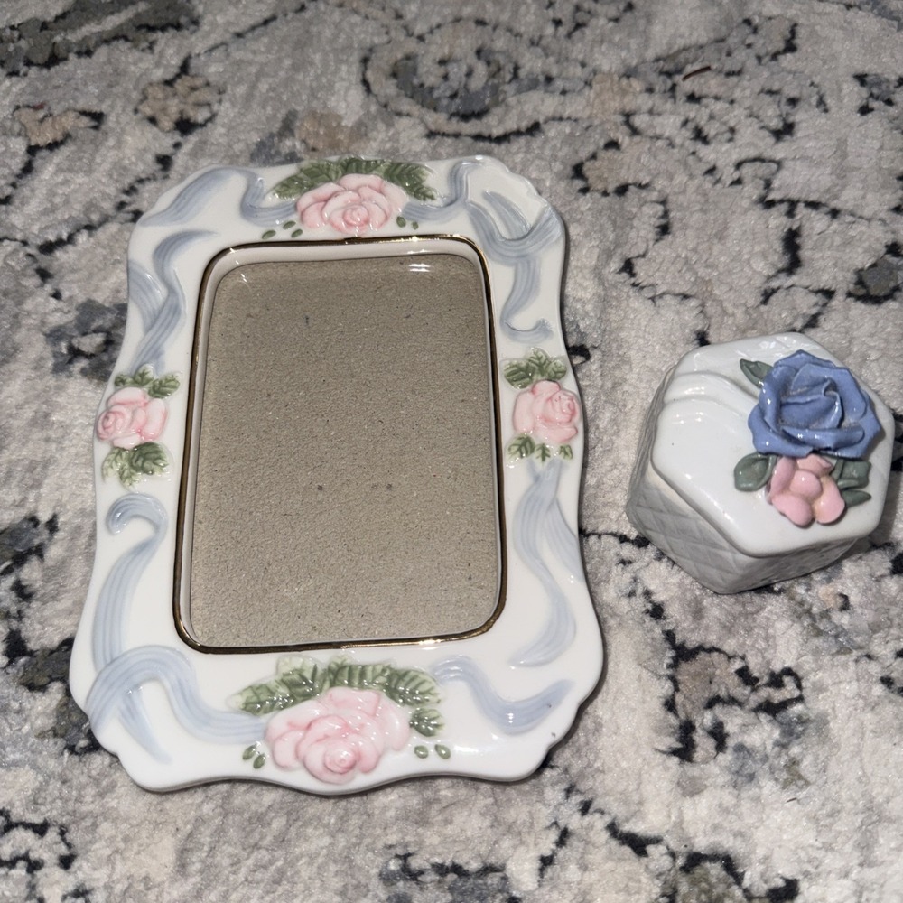 White Ceramic 7" X 5" Blue Ribbon Pink  Rose Picture Frame & Trinket Box
